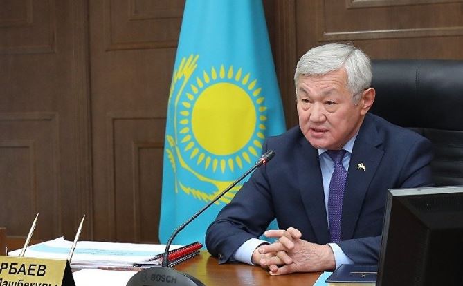 Бердибек Сапарбаев поручил оптимизировать расходы на юбилейные мероприятия