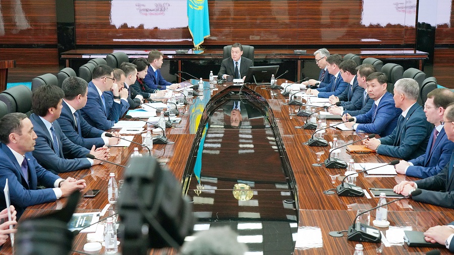 Премьер-Министр провел совещание по вопросам развития Шымкента