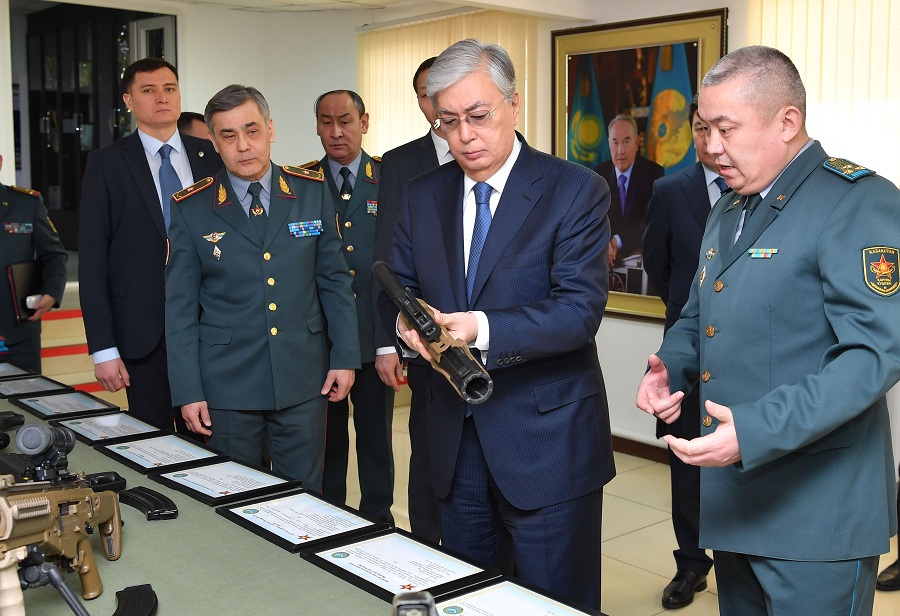 Глава государства положительно оценил деятельность казахстанской военной разведки