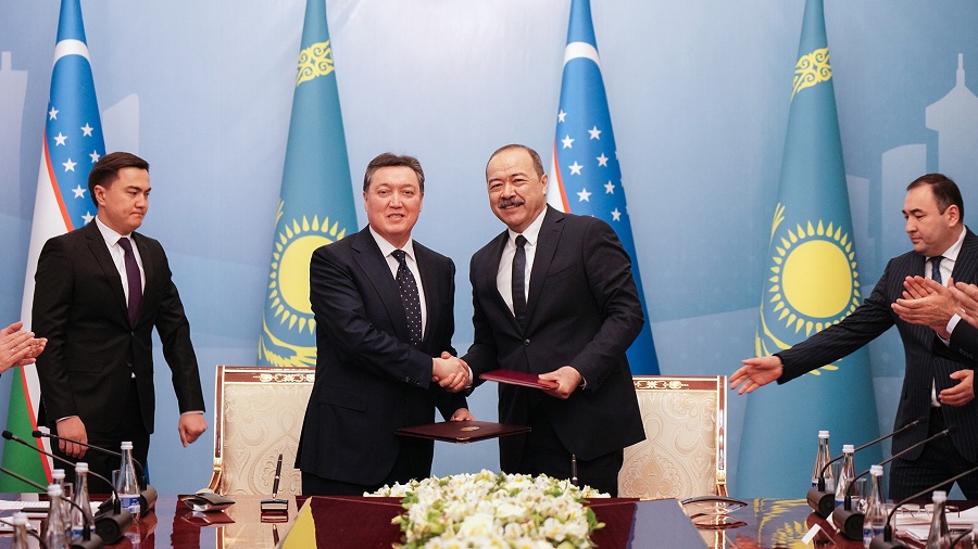 В Ургенче между Казахстаном и Узбекистаном подписаны 52 соглашения на $500 млн