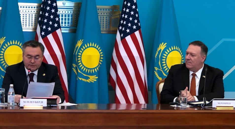 Мухтар Тлеуберди и Майкл Помпео обсудили по телефону вопросы сотрудничества Казахстана и США