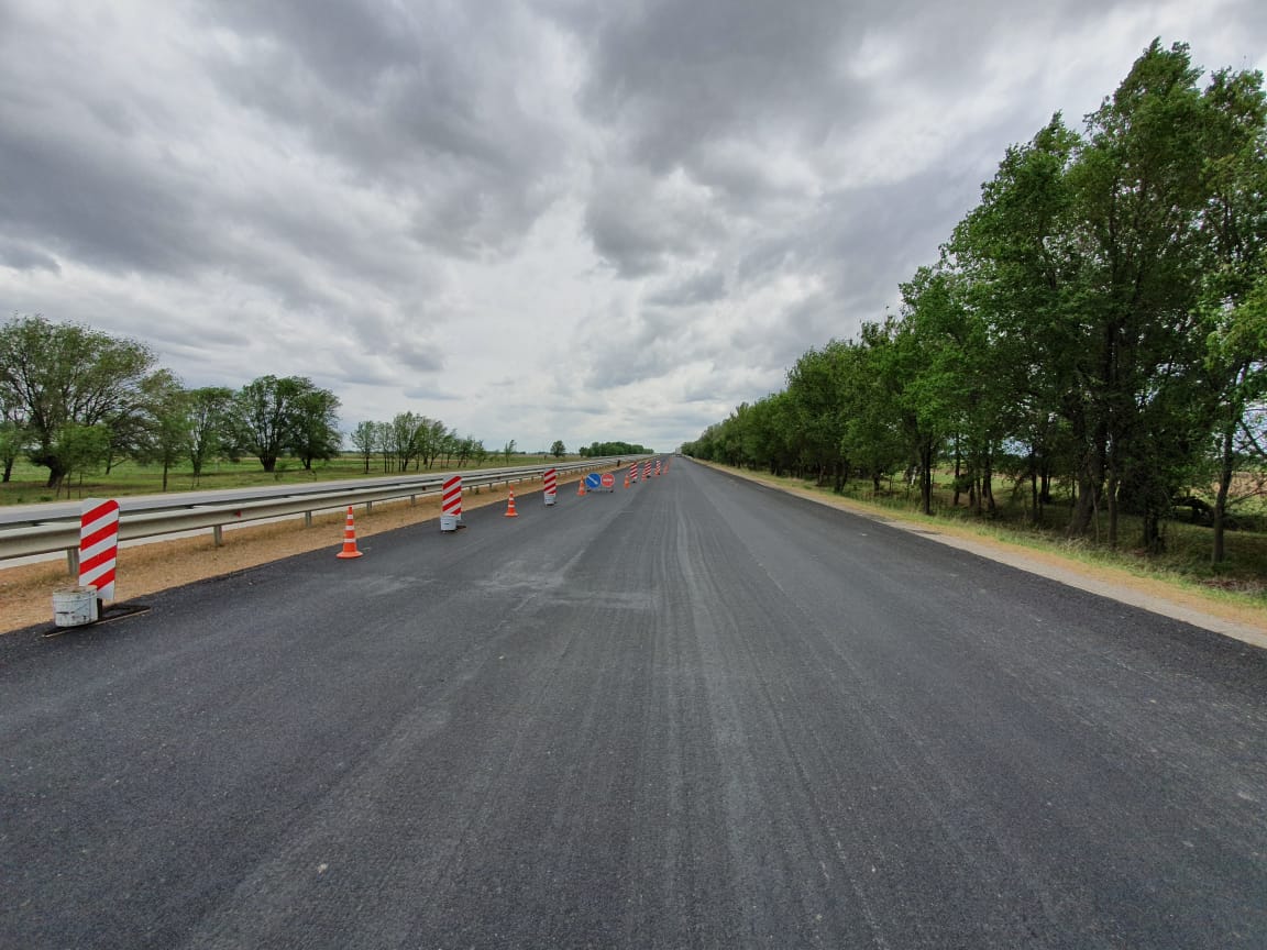 На более 1000 км казахстанских дорог проведут средний ремонт в этом году
