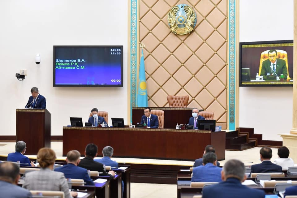 Елжан Биртанов озвучил в Сенате резонансные аспекты проекта Кодекса о здоровье народа