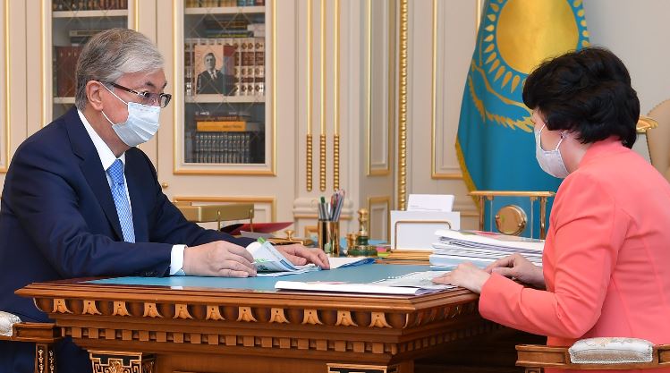 Президент Казахстана принял министра культуры и спорта Актоты Раимкулову