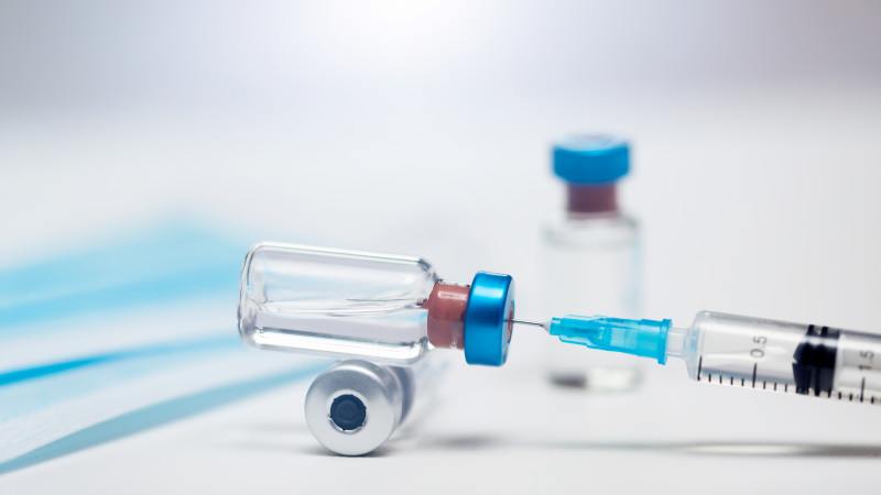 Дан старт клиническим исследования казахстанской вакцины против коронавируса