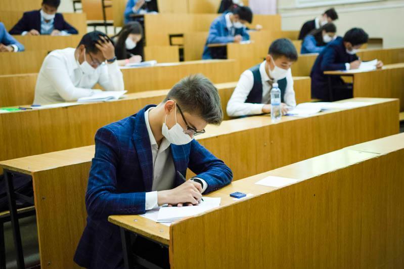 Как пройдет итоговая аттестация для выпускников казахстанских школ