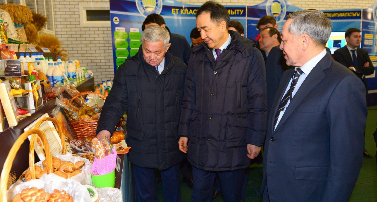 Премьер-Министр ознакомился с передовыми агротехнологиями Актюбинской области
