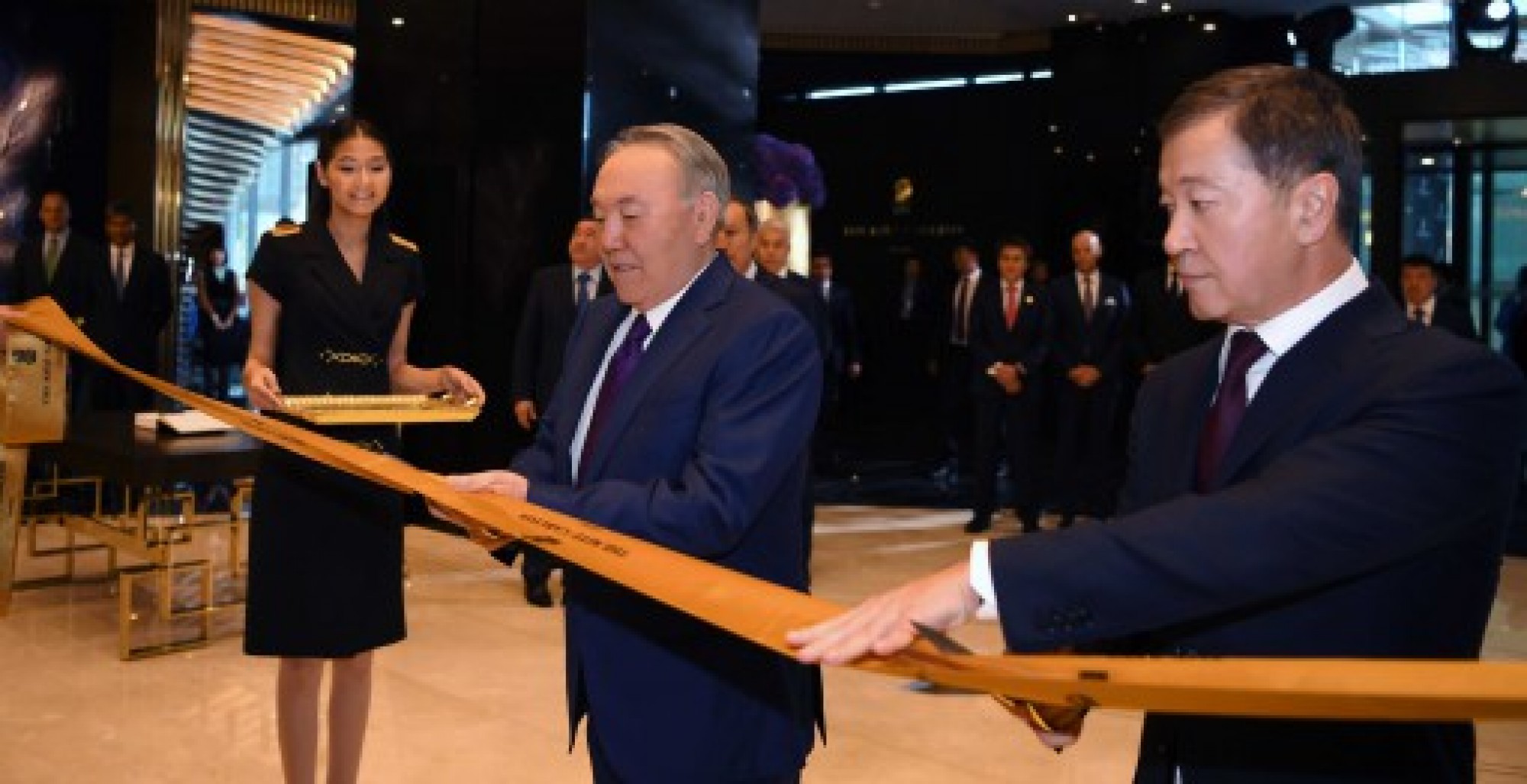 Президент страны принял участие в церемонии открытия международного отеля