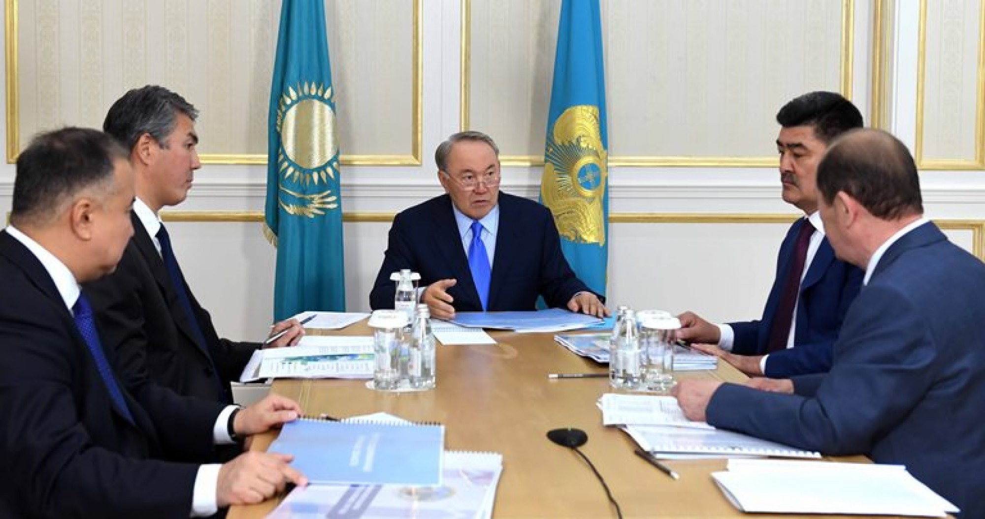 Нурсултан Назарбаев поручил развивать туристический потенциал водохранилищ и озёр близ Астаны