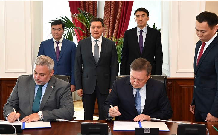 Правительство и ТНК Valmont Industries подписали документ о реализации инвестпроекта в АПК