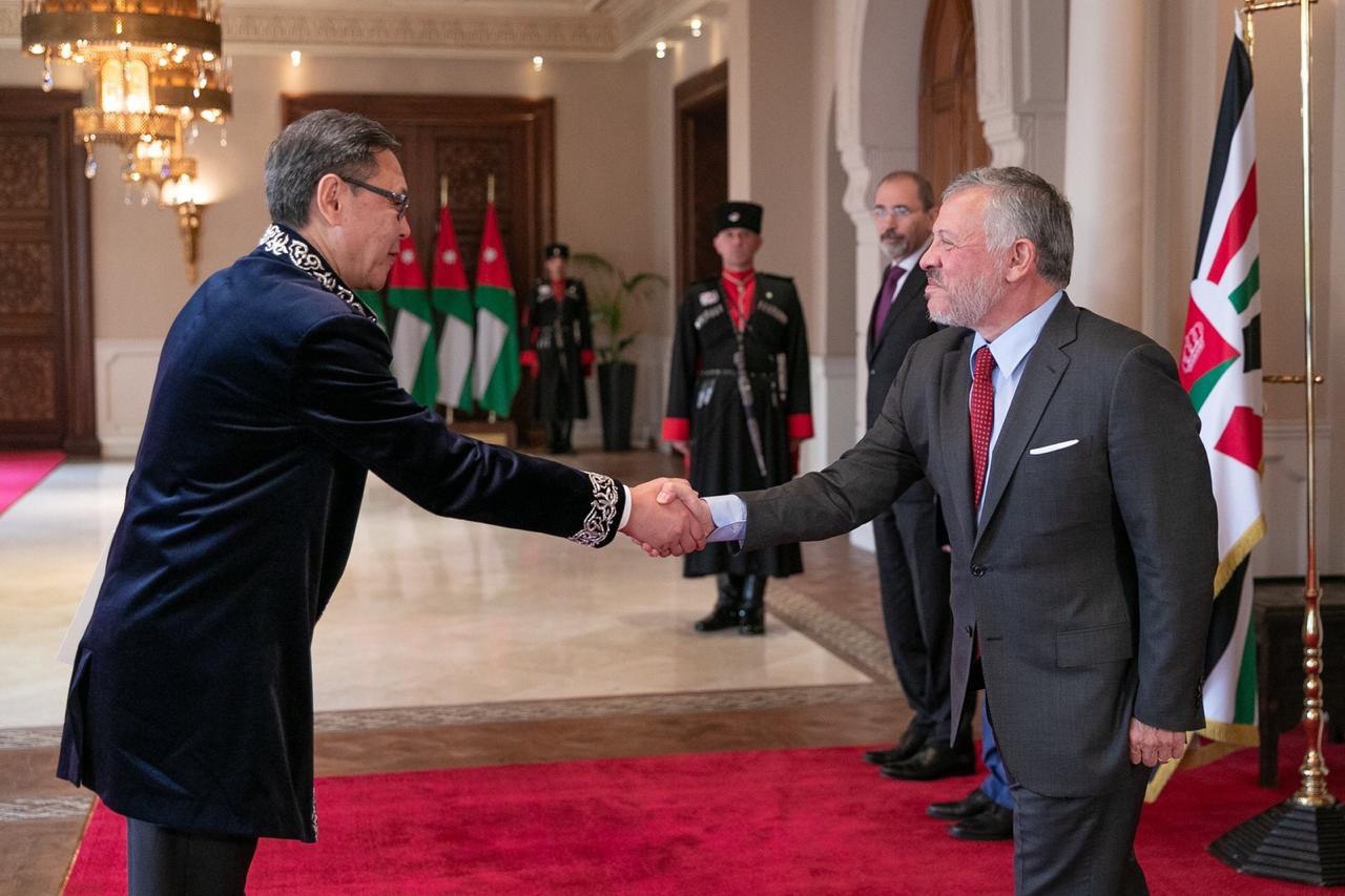 Посол Казахстана вручил верительные грамоты Королю Иордании