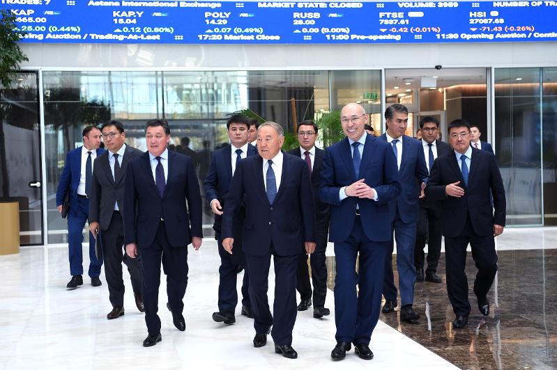 Первый Президент Казахстана посетил Международный финансовый центр «Астана»
