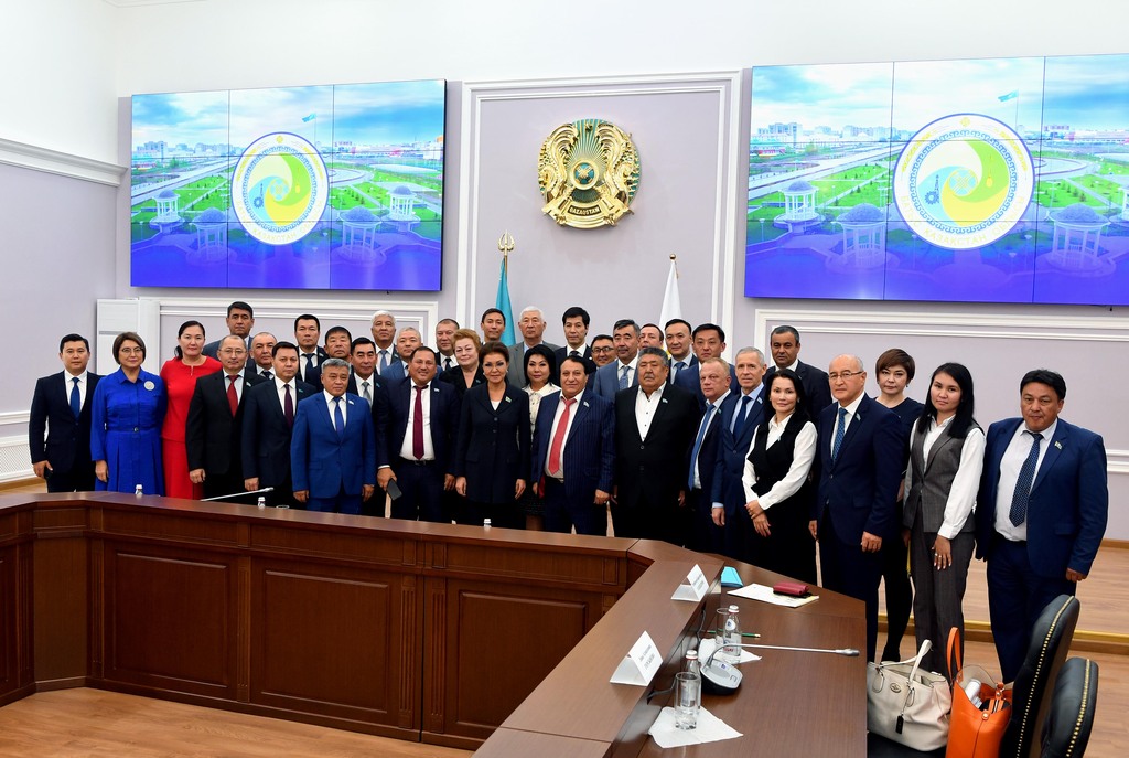 Дарига Назарбаева предложила проводить парламентские слушания по развитию регионов страны