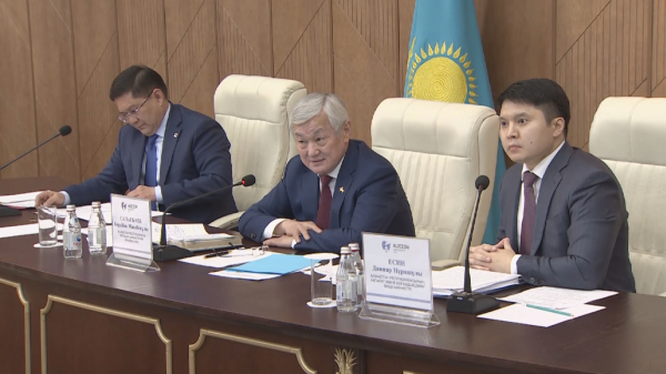 Бердибек Сапарбаев обсудил с жителями Шымкента актуальные вопросы социальной сферы