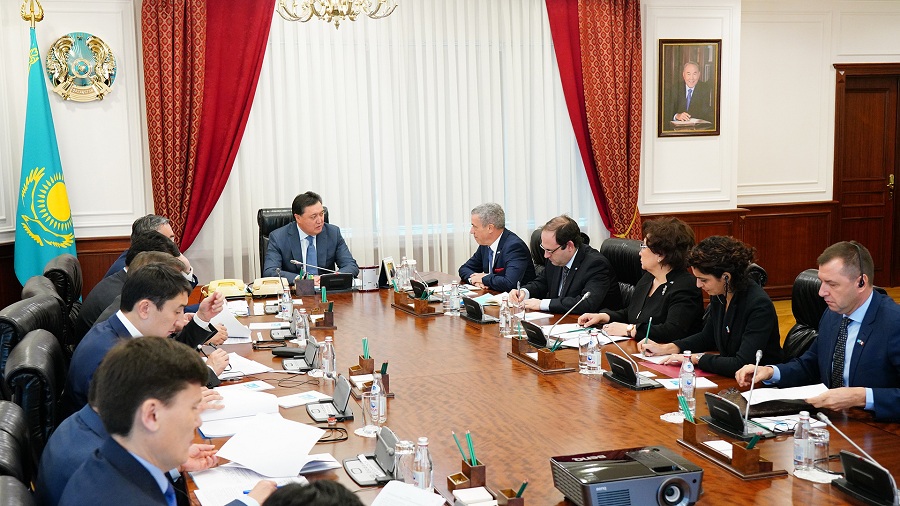 Аскар Мамин встретился с руководством Торгово-промышленной палаты «Франция-Казахстан»