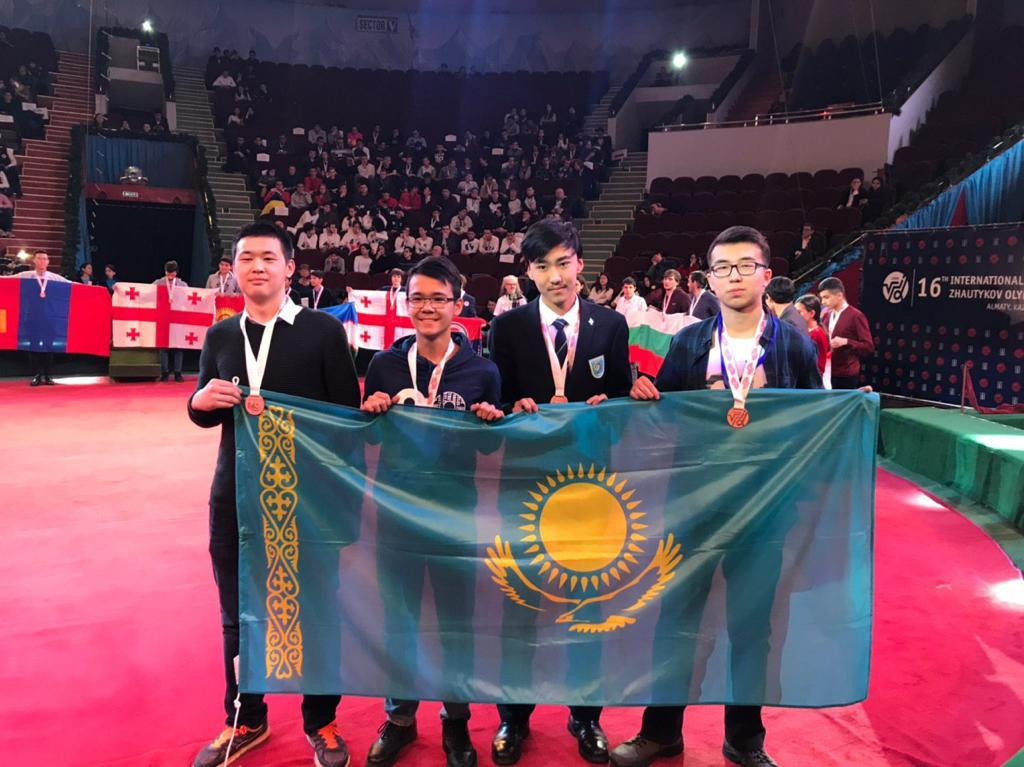 11 медалей завоевали столичные школьники на Международной Жаутыковской олимпиаде