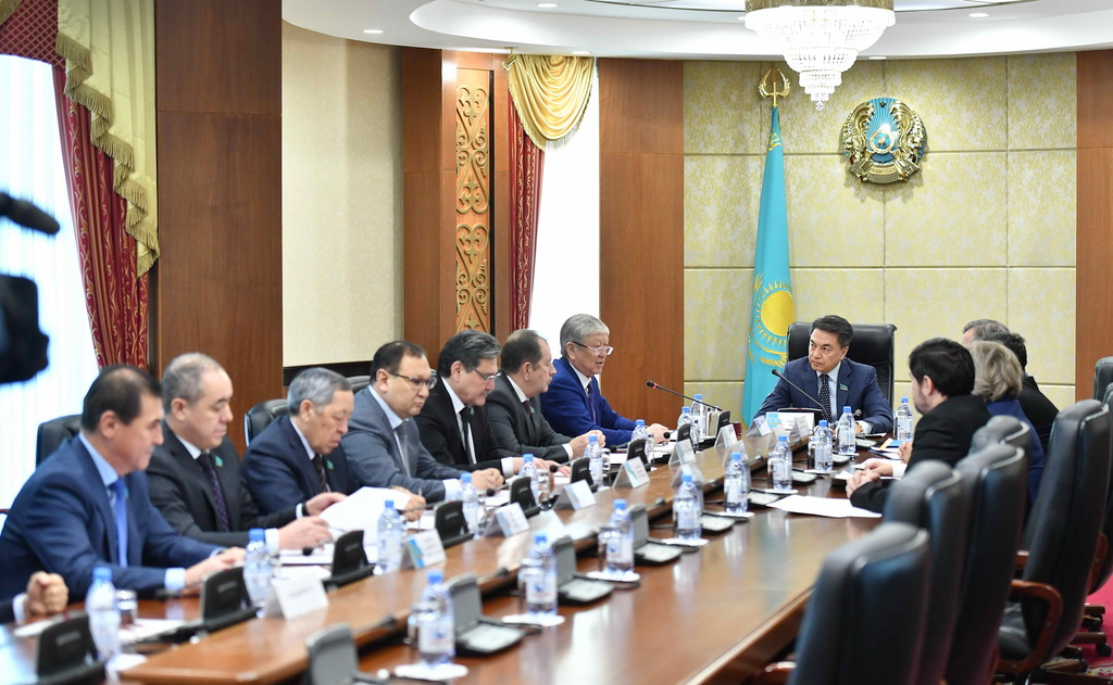 Меморандум о сотрудничестве подписали Объединение депутатов маслихатов и Казахстанский союз юристов