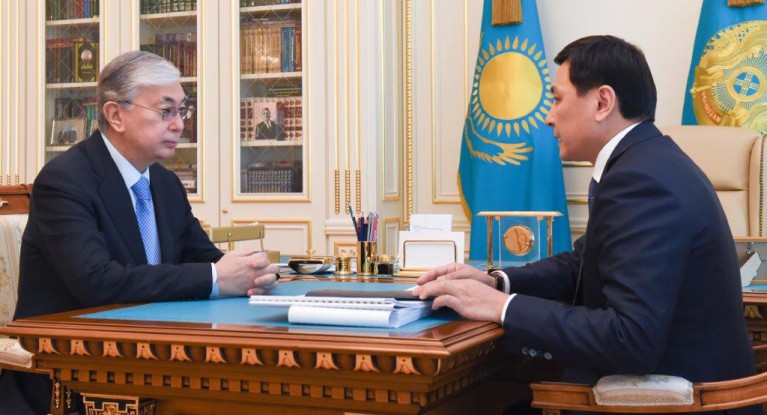Президент Казахстана принял акима столицы Алтая Кульгинова