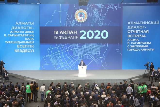 В Алматы сдерживают рост тарифов на проезд субсидированием маршрутов