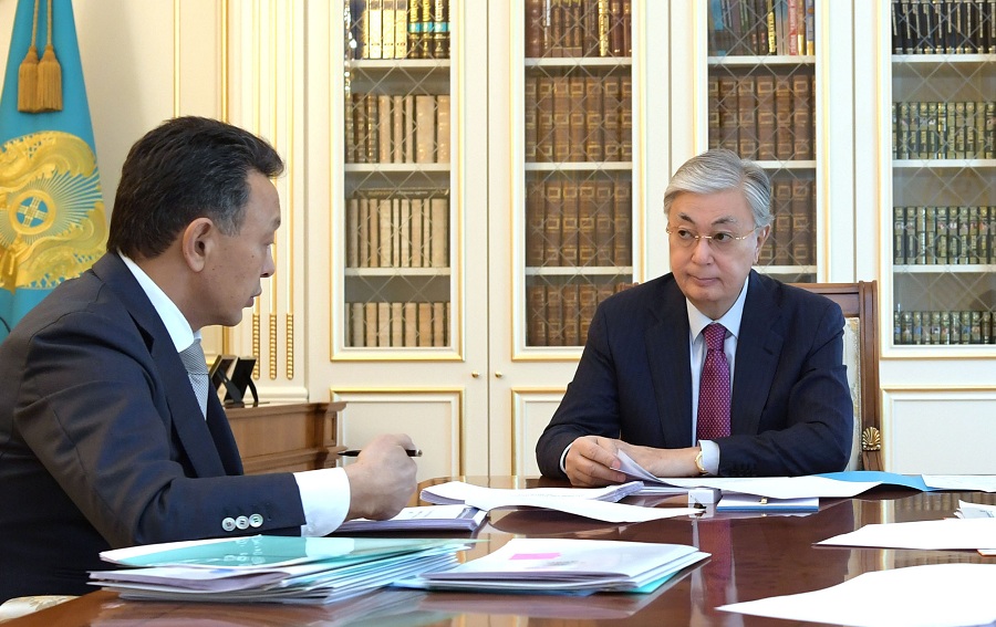 Глава государства принял Сауата Мынбаева