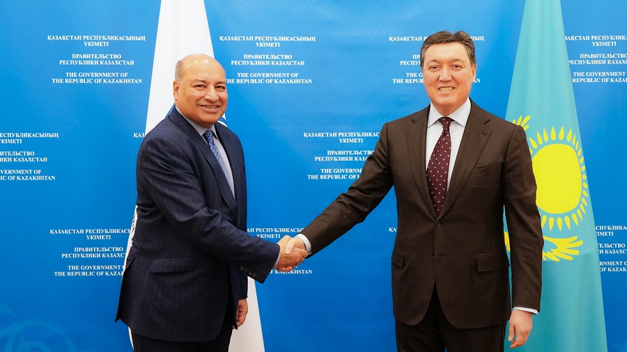 Аскар Мамин обсудил с президентом ЕБРР реализацию совместных проектов