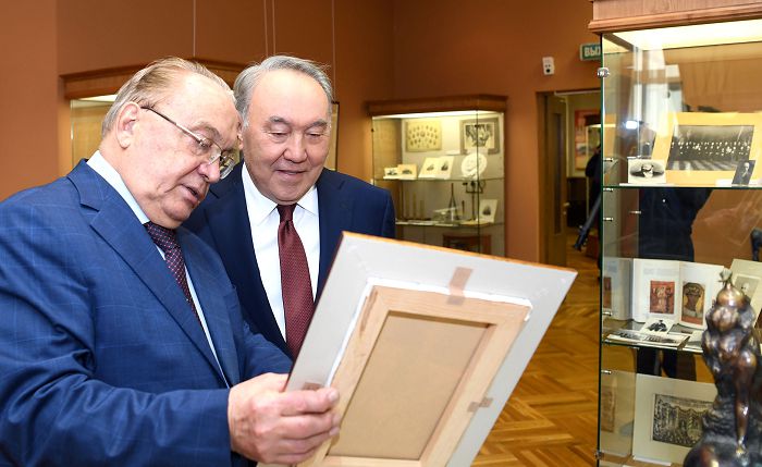Нурсултан Назарбаев посетил Московский государственный университет имени М.В.Ломоносова