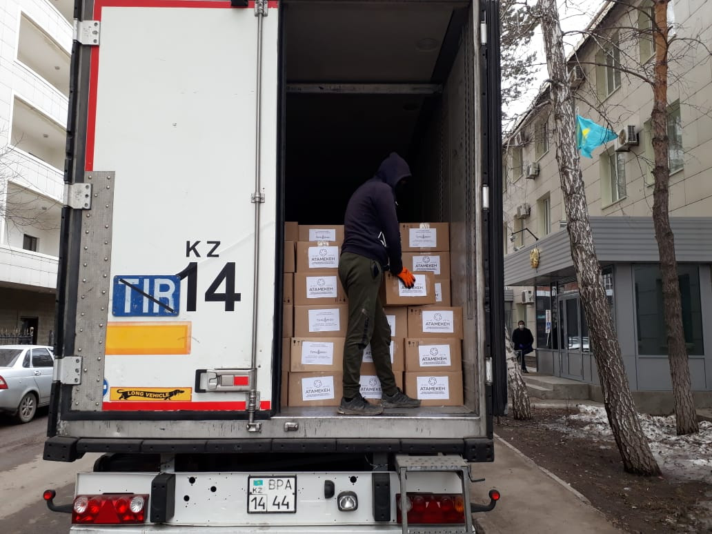 32 тонны гуманитарного груза для жителей Нур-Султана предоставил СПК «Ертiс Агро»