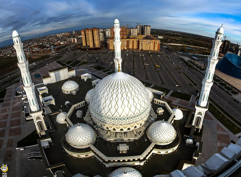 Воздержаться от намаза в мечетях и ифтара с гостями в Рамазан призвал главный имам Нур-Султана