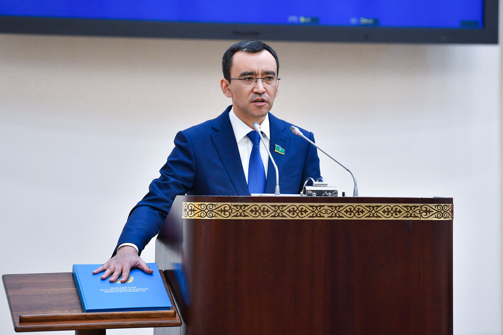 Маулен Ашимбаев единогласно избран Председателем Сената