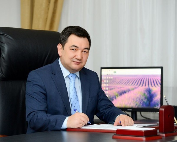Руководитель Egemen Qazaqstan стал академиком