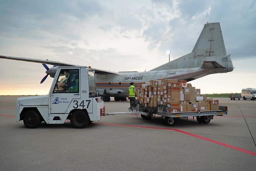 В Актобе из Оренбурга доставлены 52 тысячи упаковки медпрепаратов