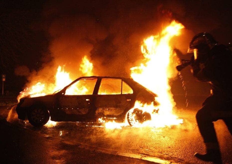 Взрыв автомобиля предотвратили военнослужащие Нацгвардии в Шымкенте
