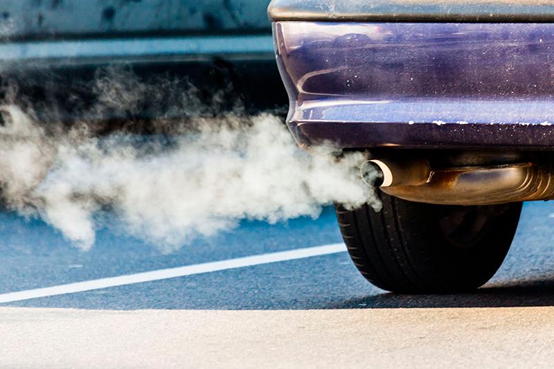 Павлодарских водителей наказывают за превышение нормы выбросов в воздух