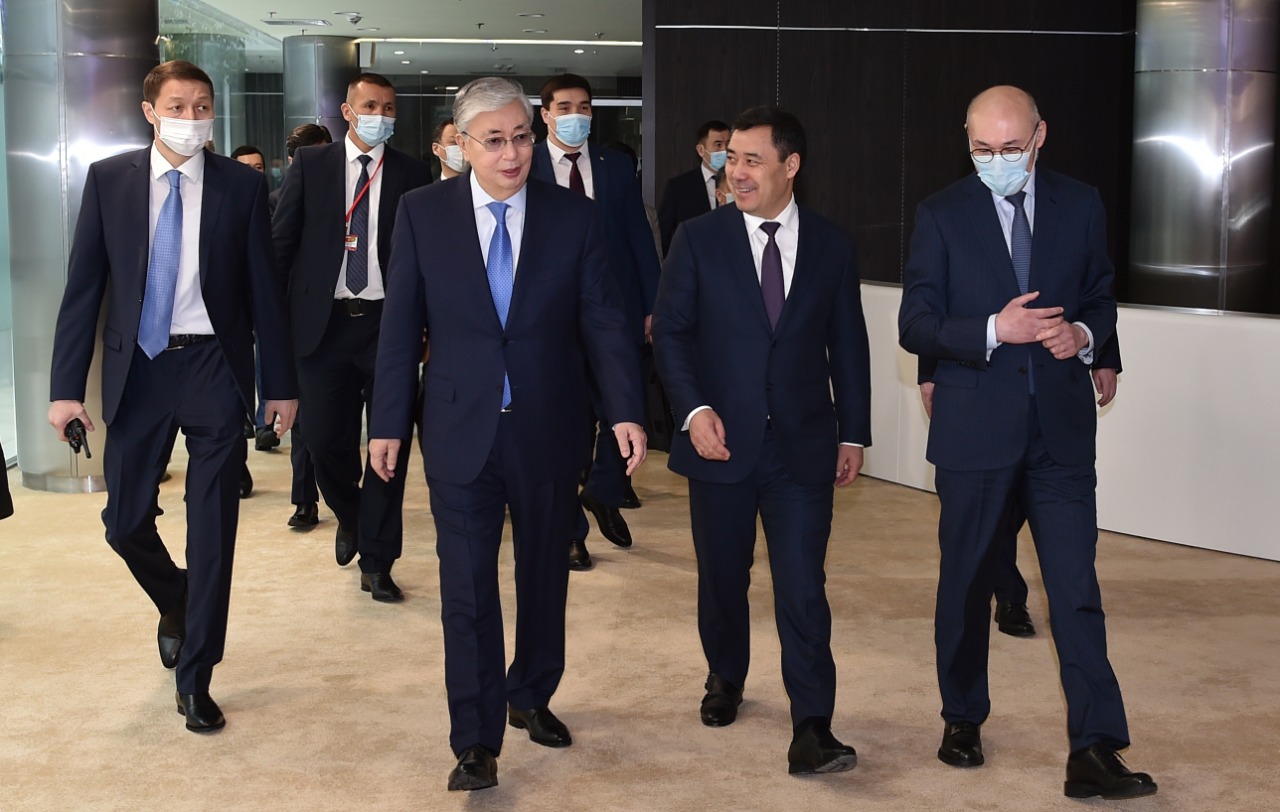 Президенты Казахстана и Кыргызстана посетили Международный финансовый центр «Астана»