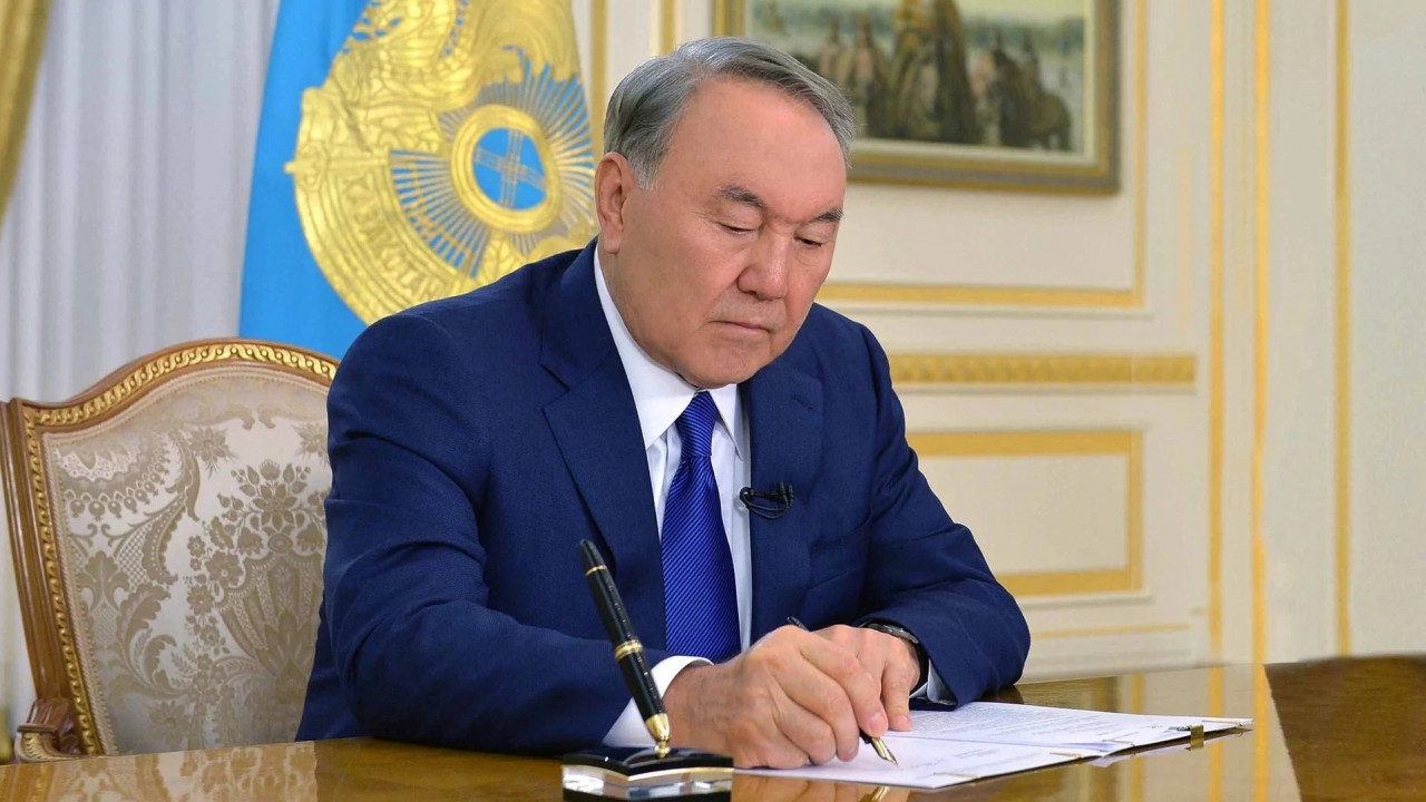 Нурсултан Назарбаев направил телеграмму соболезнования Президенту Туркменистана
