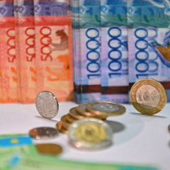 500 мыңнан астам мұғалім ынталандыру жәрдемақысын алады