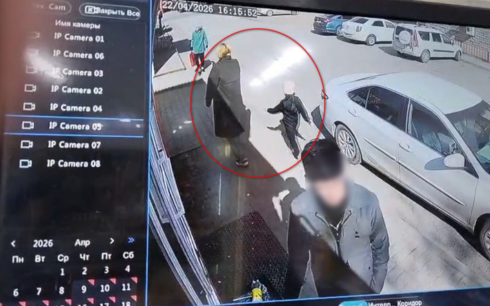 Бала ұрлау ісі: Ақтөбеде белгісіз біреу кішкентай қызды алып кетпек болған